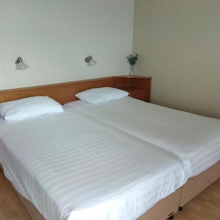 Park Hotel Netanja Zewnętrze zdjęcie
