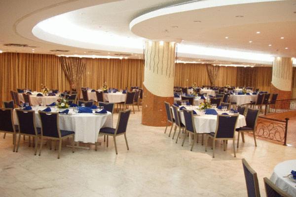 Park Hotel Netanja Zewnętrze zdjęcie